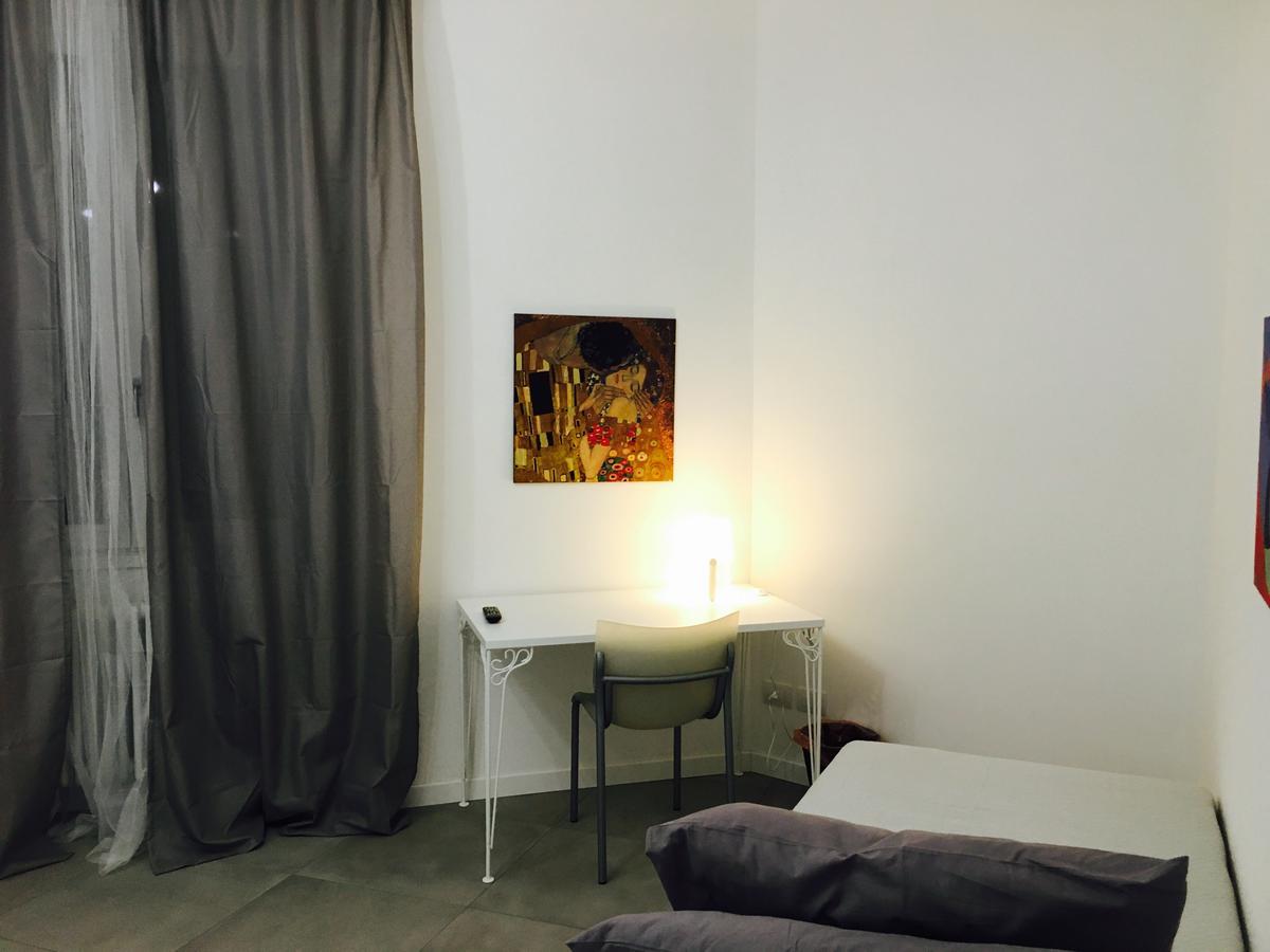 Room Center Station 2 Bergamo Eksteriør bilde